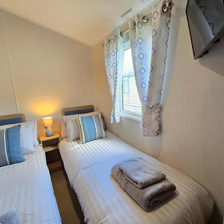 Cornwall Caravan Retreat 3 * Crantock